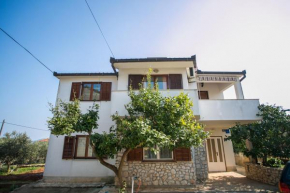 Apartments with a parking space Slatine, Ciovo - 17341